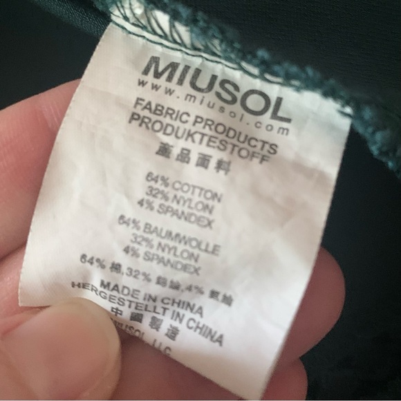 Pine Green Short Sleeved A-Line Dress with Lace Detail size 2X with Stretch - Picture 9 of 10